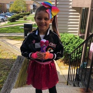 Jojo Siwa costume
